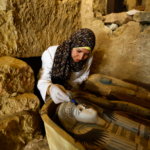 Assuan, scoperti 10 coccodrilli di 2000 anni - Djed Medu