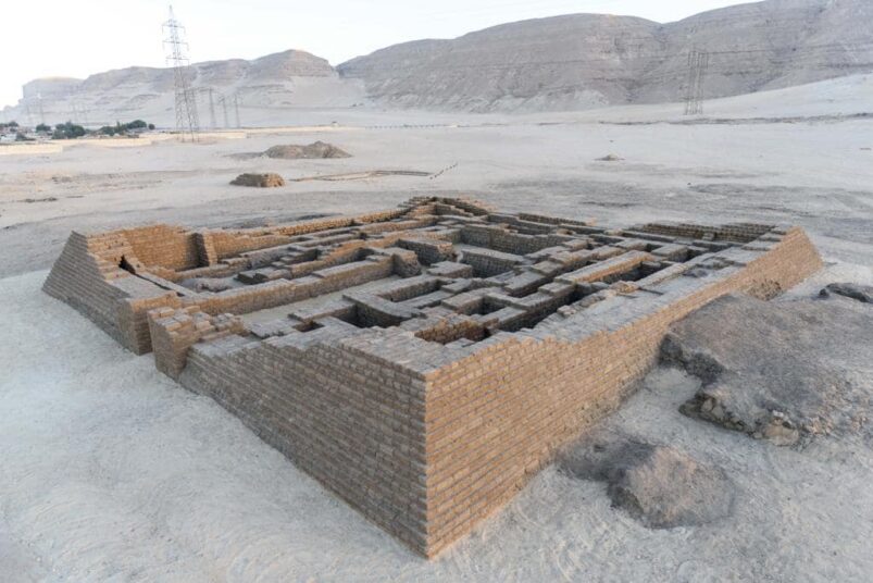 Abido, Restaurata la piramide della regina Tetisheri - Djed Medu