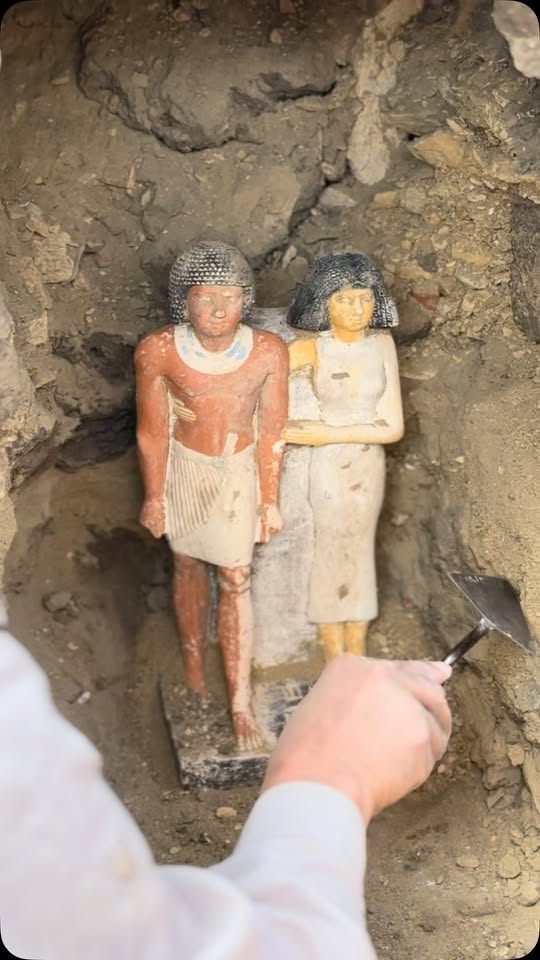 statua saqqara
